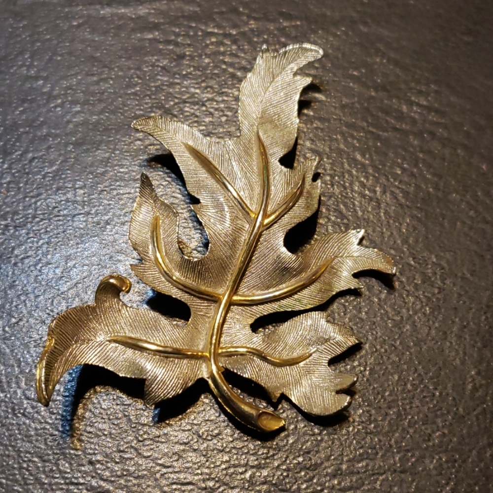 Vintage Brooch